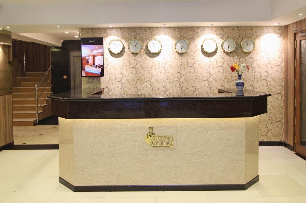 ホテル エンパイヤー インターナショナル - チャーチ ストリート バンガロール エクステリア 写真